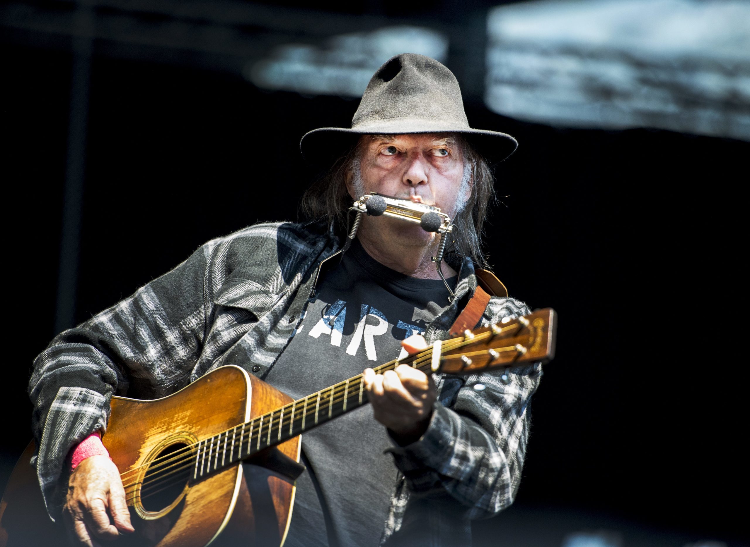 Neil Young Announces New Archival LP
