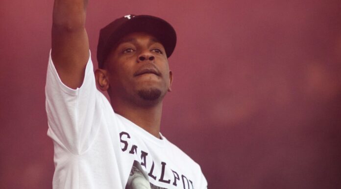 Kendrick Lamar Soars to the Top of the Charts With “GNX” Kendrick Lamar at Lollapalooza Festival in August 2023